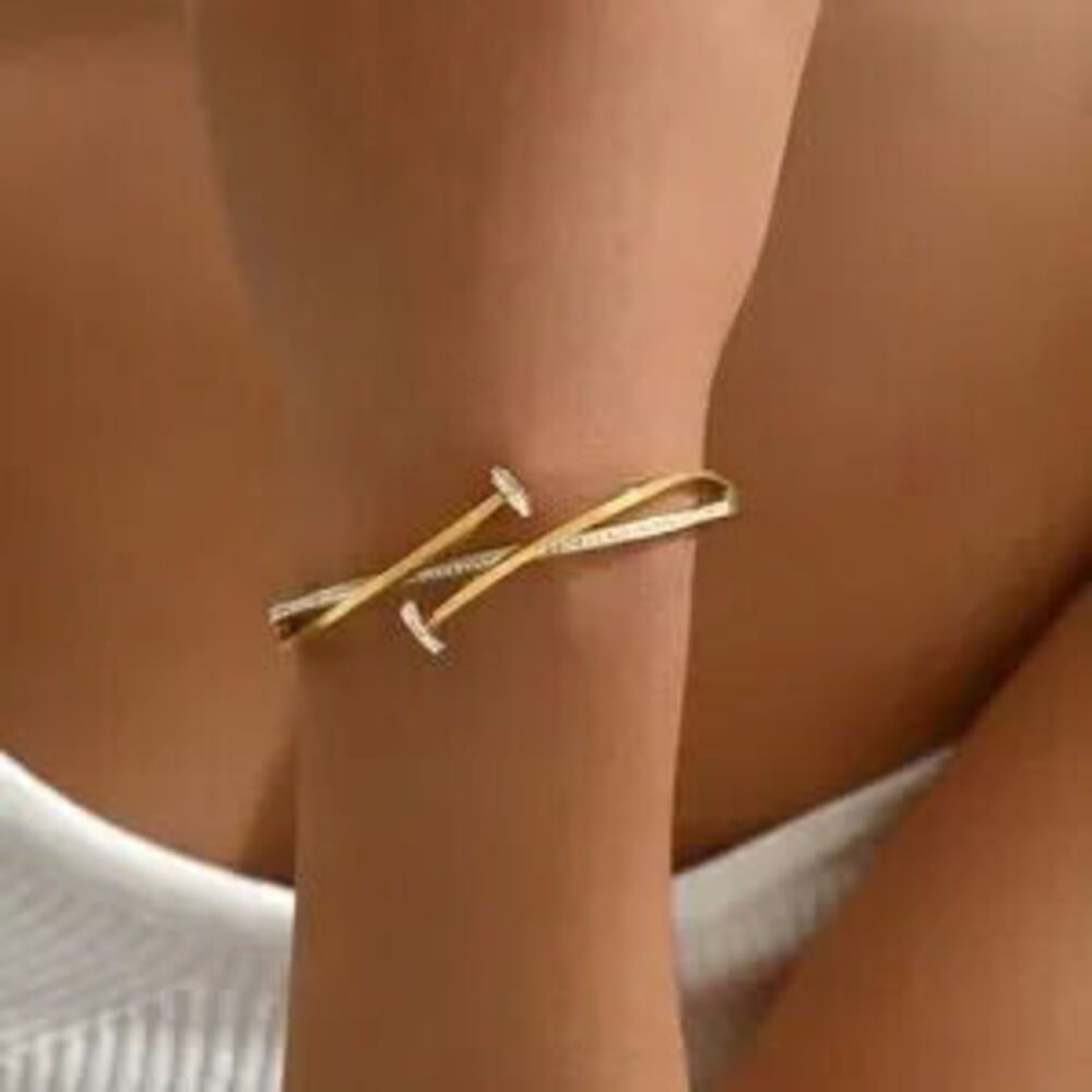 Gold Plated Stainless Steel Cubic Zirconia Screw Head Geometric Bracelet
